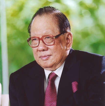 世界杨氏联谊会长丹斯里拿督斯里杨忠礼